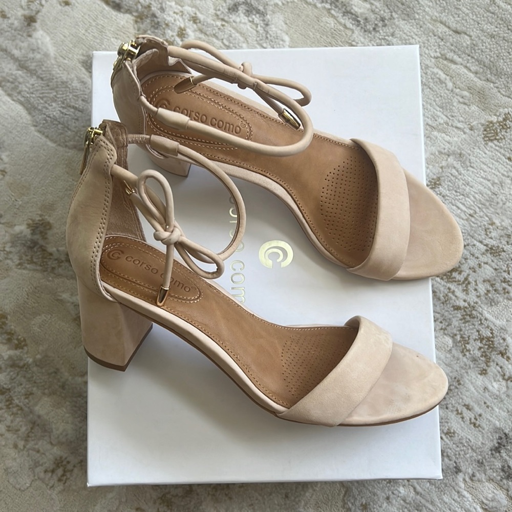 Coral Como Nude Block Heel Sandals